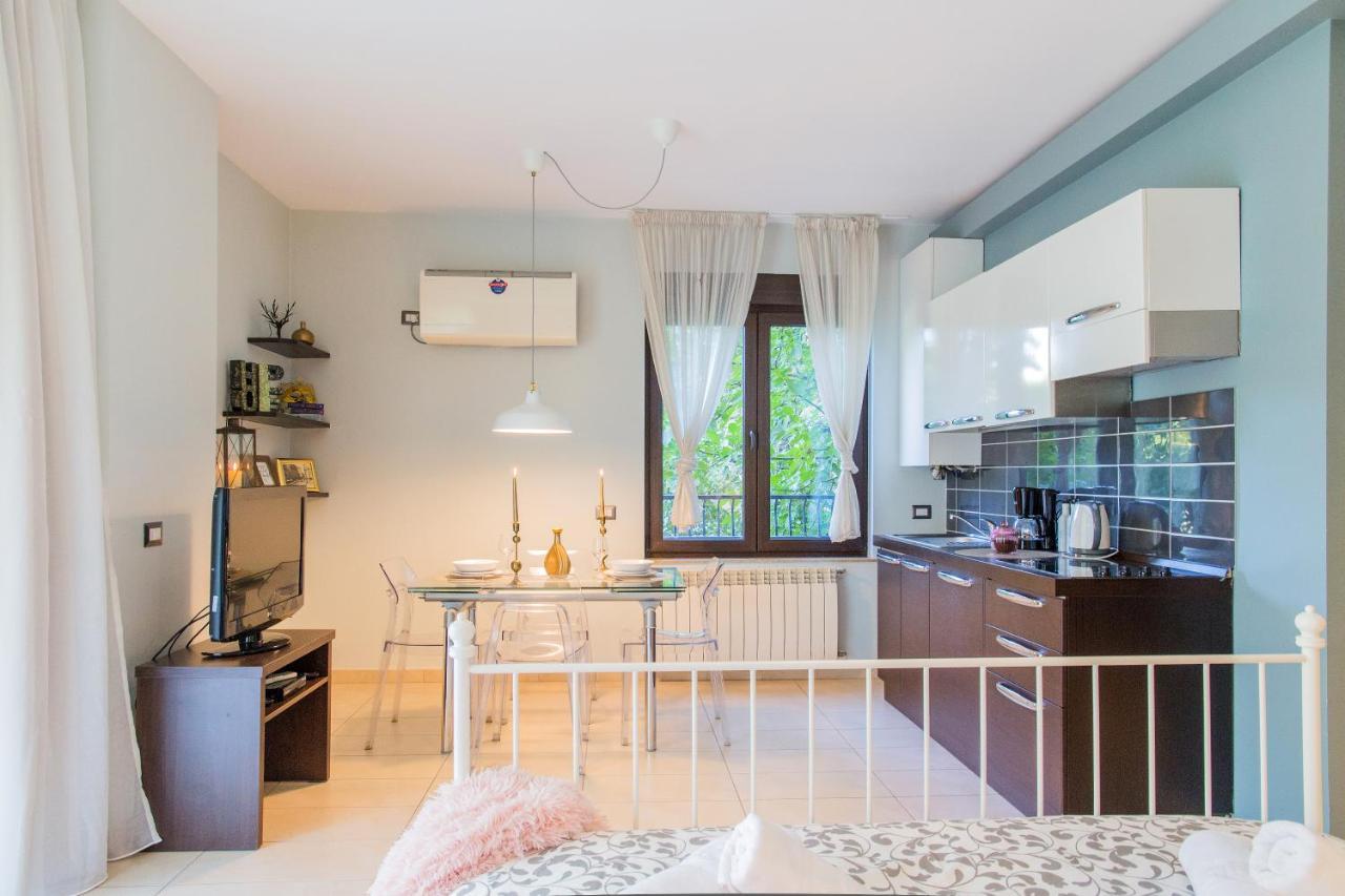 Apartamento One Love Metropolitan Gardens Studio Bucarest Exterior foto